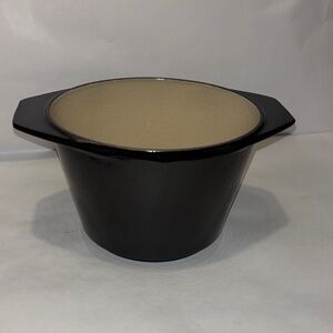 Le Creuset Black and Cream Stoneware Fondue Pot